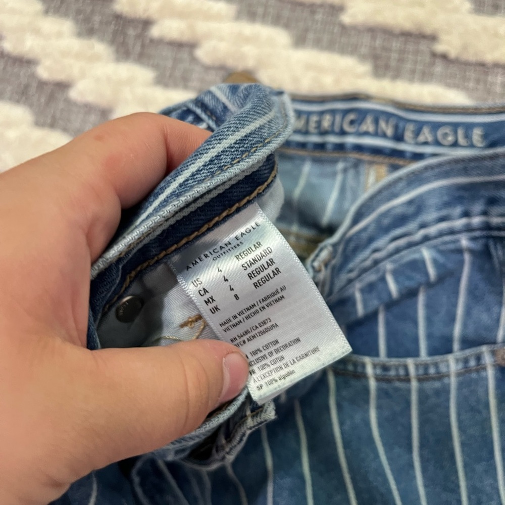 American eagle‎ distressed mom Jean - Picture 6 of 9